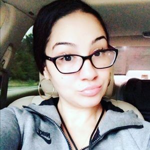 Meet your Posher, Ashashley